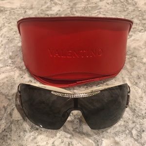 Valentino authentic unisex sunglasses